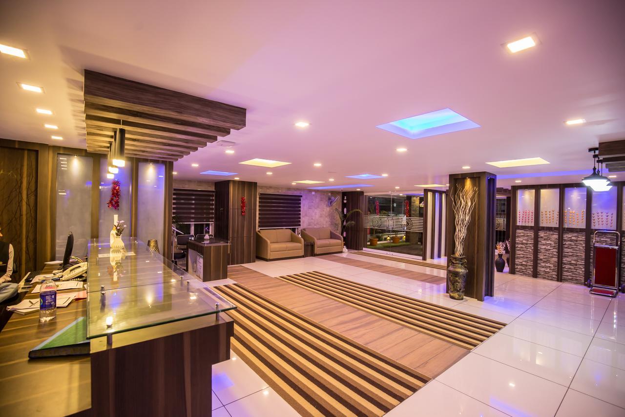 Отель South Gate Residency Коччи Экстерьер фото