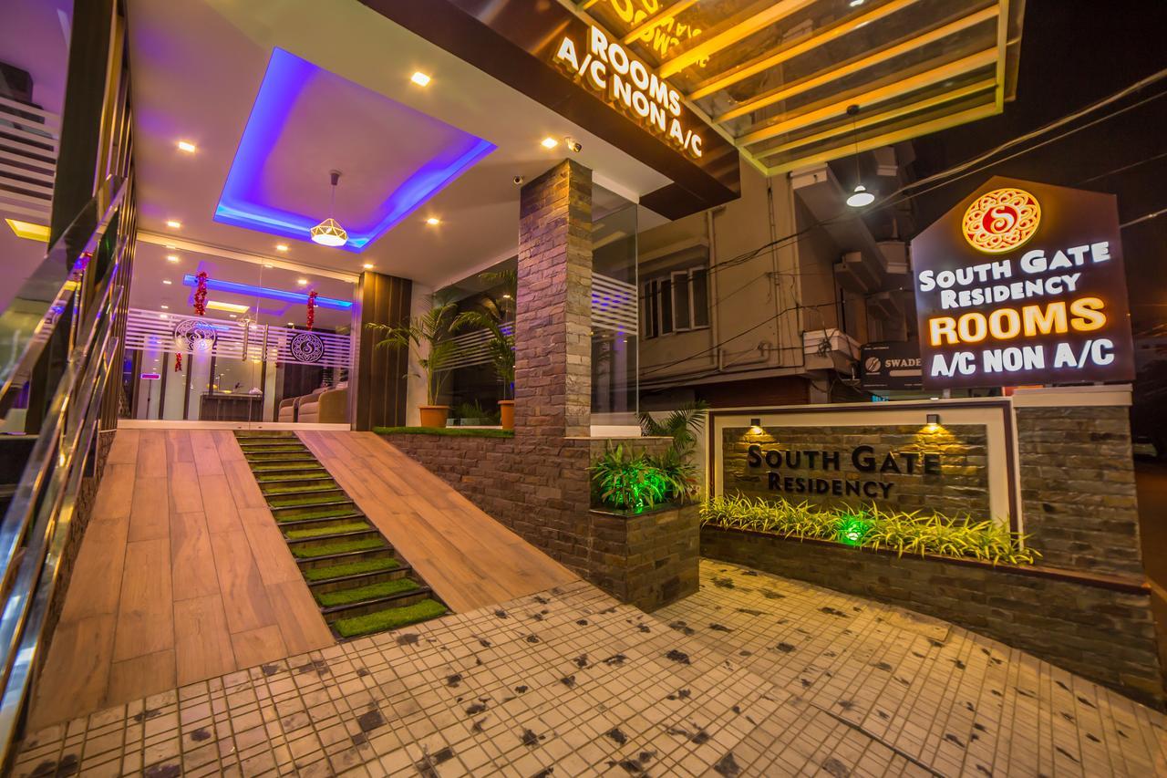 Отель South Gate Residency Коччи Экстерьер фото