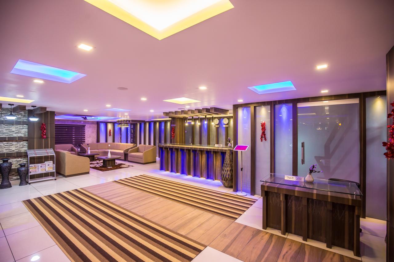 Отель South Gate Residency Коччи Экстерьер фото