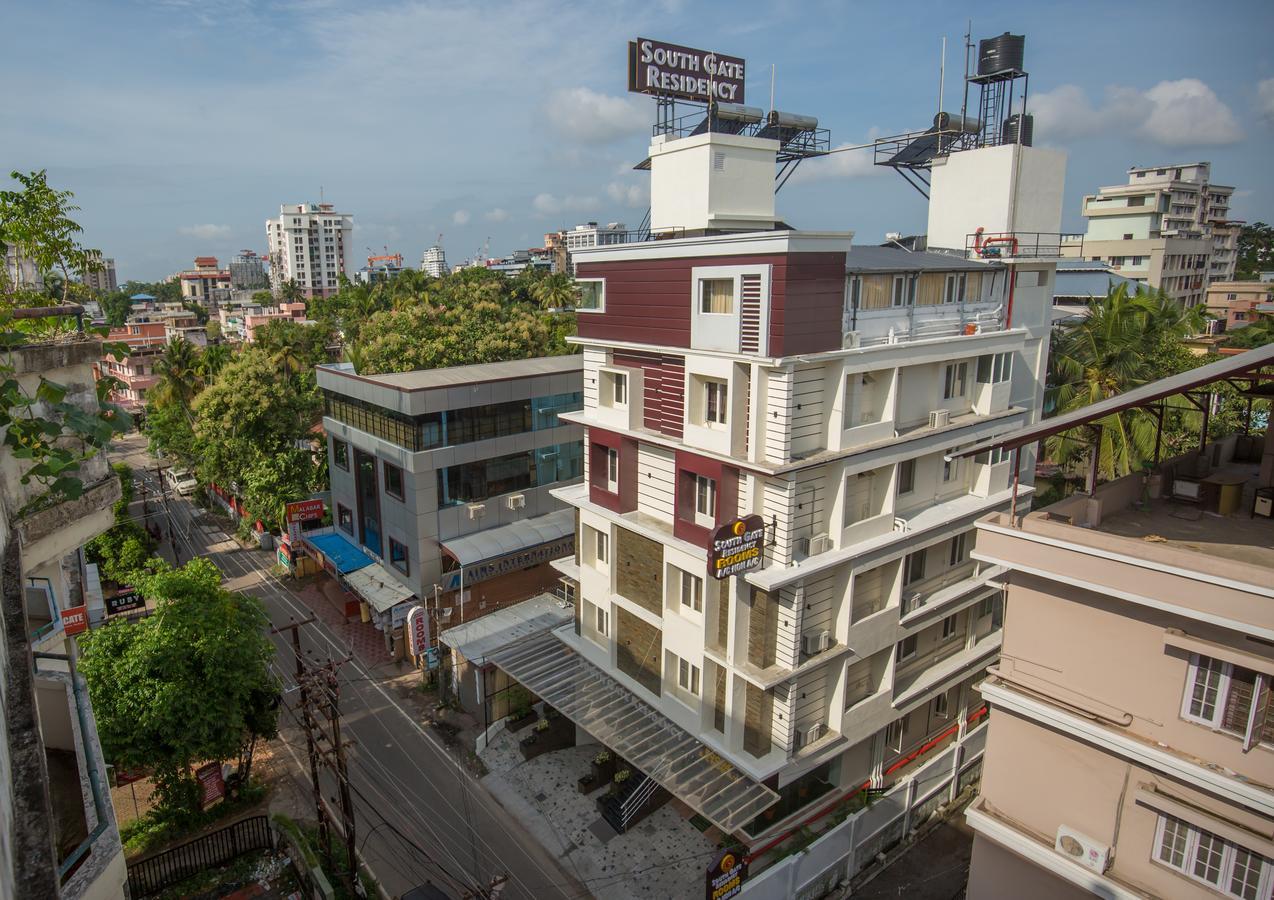 Отель South Gate Residency Коччи Экстерьер фото